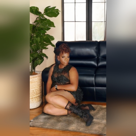 Liliana Black Lace Applique Bootie - Picture 8 of 8